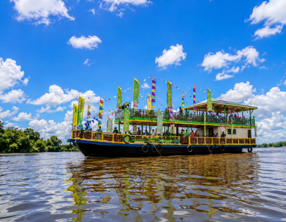 Kapuas River Cruise